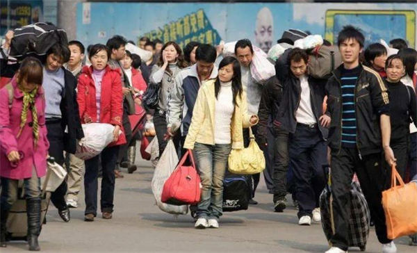 除了进厂打螺丝，做这4种生意不会比打工挣钱少_双星网创_创业赚钱_抖音教程_短视频教程